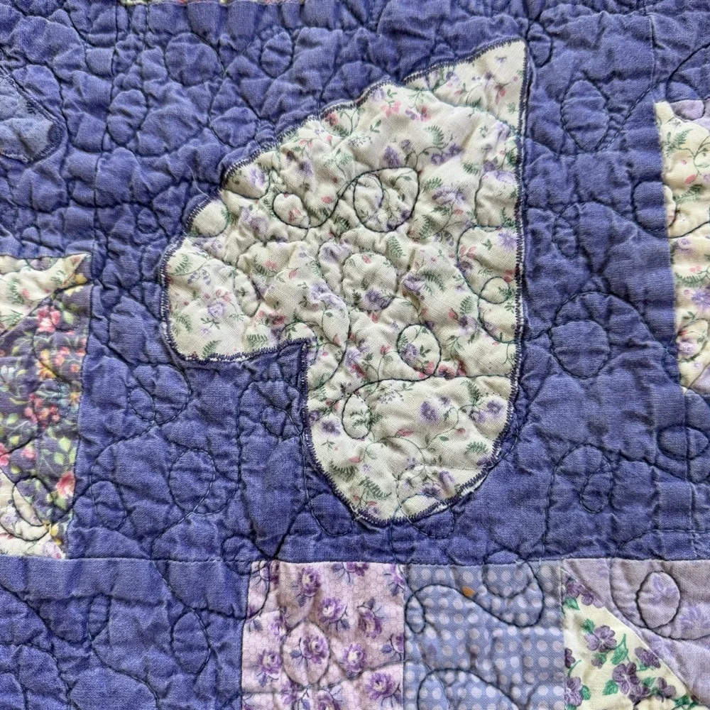 Handmade Patchwork Quilt Wall Hanging 36”x33” | Hearts Appliqué |  CA 2008